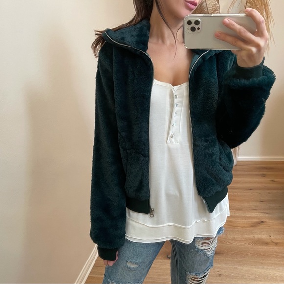 MRSALLIEXO— SOLD OUT - Picture 3 of 11